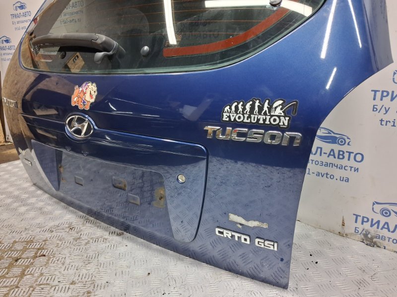 Крышка багажника Hyundai Tucson JM 2.0 diesel D4EA Крышка багажника Hyundai Tucson JM 2.0 diesel D4EA