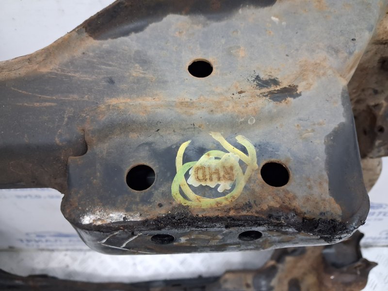 Балка передней подвески Tucson 2004-2009 JM 2.0 diesel D4EA Балка передней подвески Tucson 2004-2009 JM 2.0 diesel D4EA