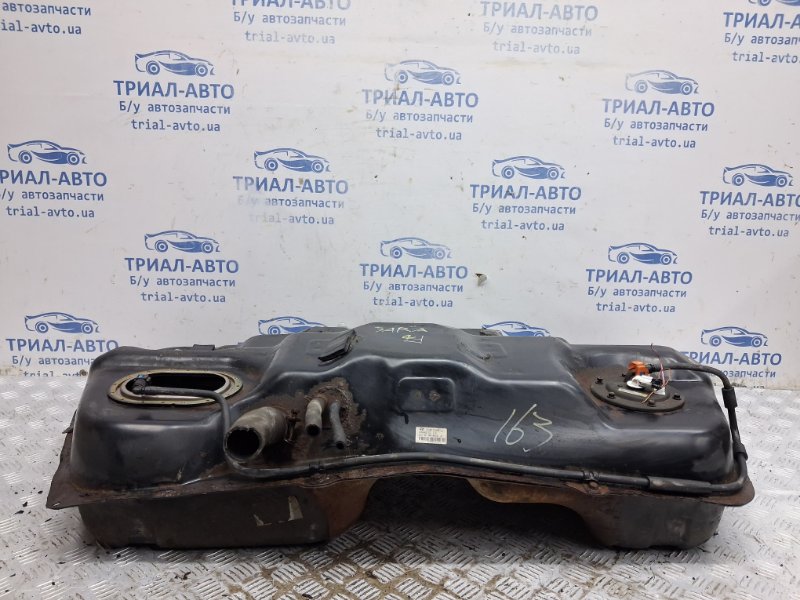 Запчасть бак топливный металлический Hyundai Tucson 2004-2009 JM 2.0 diesel D4EA 311502E800 Б/У Бак топливный металлический Hyundai Tucson 2004-2009 JM 2.0 diesel D4EA 311502E800 Б/У