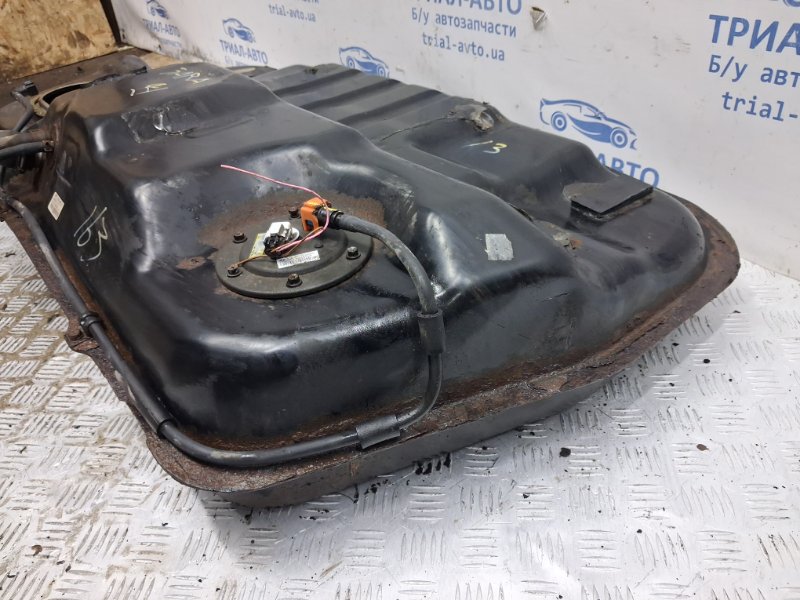 Бак топливный металлический Hyundai Tucson JM 2.0 diesel D4EA Бак топливный металлический Hyundai Tucson JM 2.0 diesel D4EA