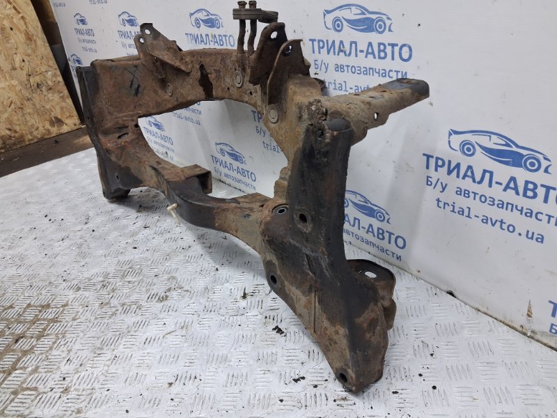 Балка задней подвески Outlander 2003-2006 CU 2.4 бензин 4G69 Балка задней подвески Outlander 2003-2006 CU 2.4 бензин 4G69