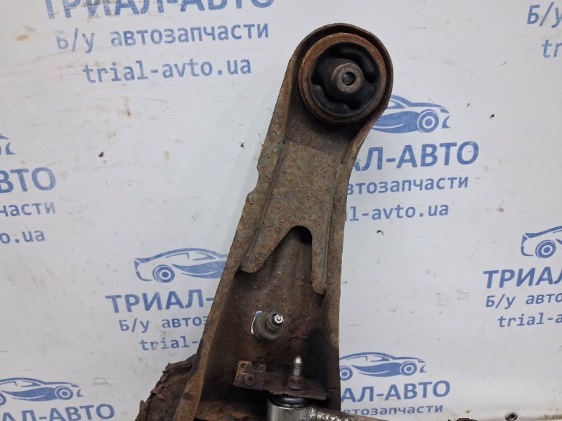 Рычаг задней подвески продольный правый Outlander 2003-2006 CU 2.4 бензин 4G69