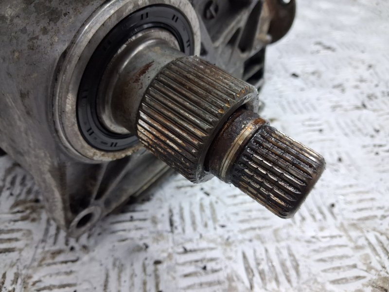 Раздаточная коробка Tucson 2004-2009 JM 2.0 diesel D4EA Раздаточная коробка Tucson 2004-2009 JM 2.0 diesel D4EA