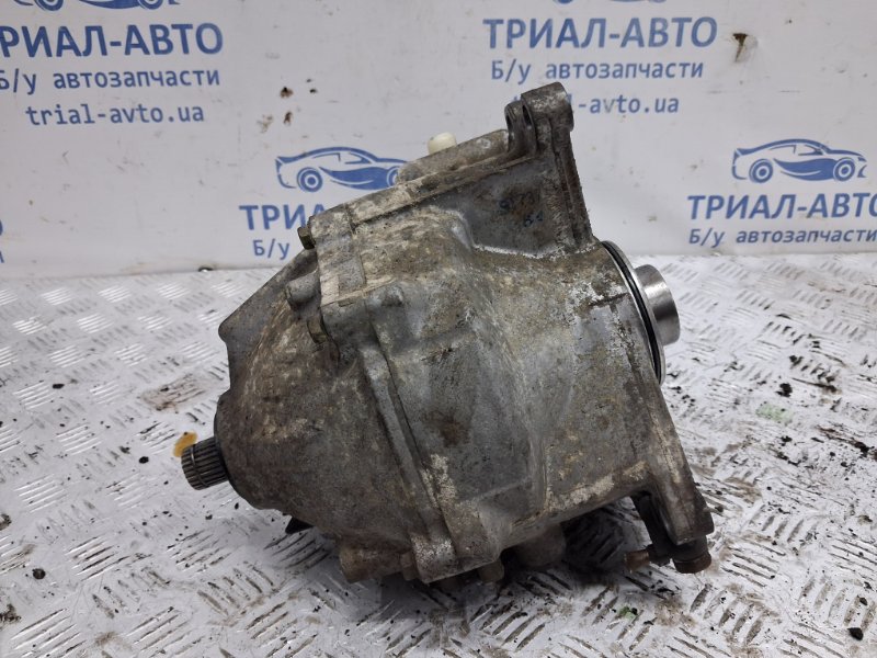 Раздаточная коробка Outlander 2003-2006 CU 2.4 бензин 4G69 Раздаточная коробка Outlander 2003-2006 CU 2.4 бензин 4G69