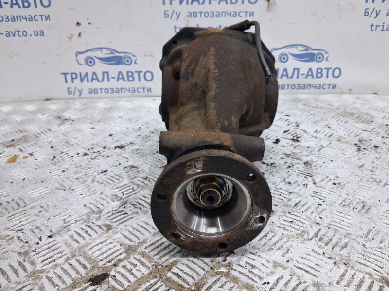 Редуктор задний Outlander 2003-2006 CU 2.4 бензин 4G69