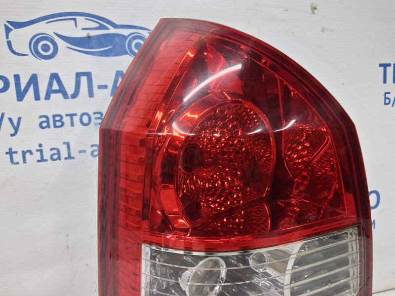 Фонарь задний внешний левый Hyundai Tucson JM 2.0 diesel D4EA Фонарь задний внешний левый Hyundai Tucson JM 2.0 diesel D4EA