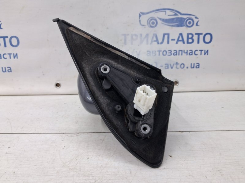 Зеркало правое Outlander 2003-2006 cu 2.4 бензин 4G69 Зеркало правое Outlander 2003-2006 cu 2.4 бензин 4G69