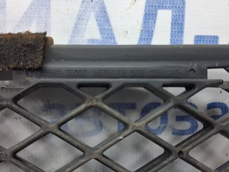 Решетка бампера центральная Tucson 2004-2009 JM 2.0 diesel D4EA Решетка бампера центральная Tucson 2004-2009 JM 2.0 diesel D4EA