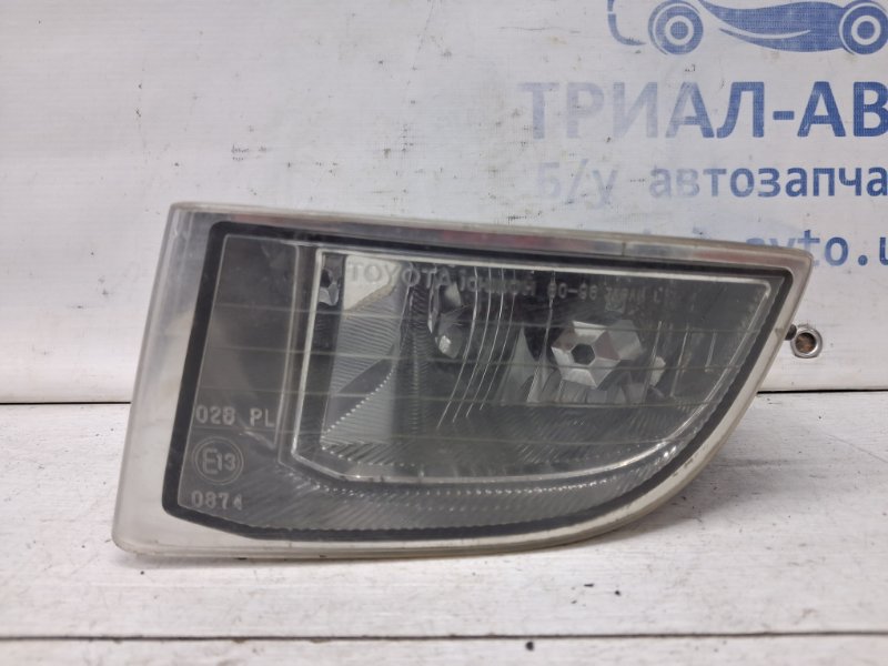 Фара противотуманная левая Toyota Prado 2002-2009 J120 4.0 1GR-FE 8122160070 Б/У