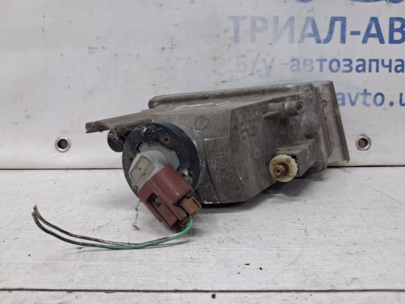 Фара противотуманная левая Prado 2002-2009 J120 4.0 1GR-FE