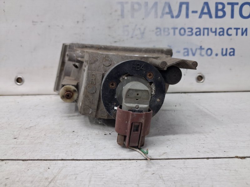 Фара противотуманная правая Prado 2002-2009 J120 4.0 1GR-FE