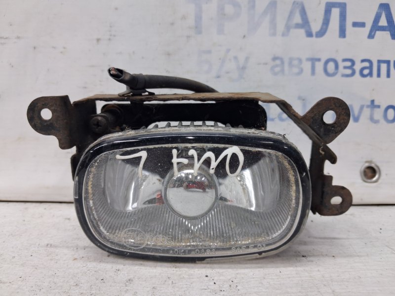 Фара противотуманная левая Mitsubishi Outlander 2003-2006 cu 2.4 бензин 4G69 MN133369 Б/У