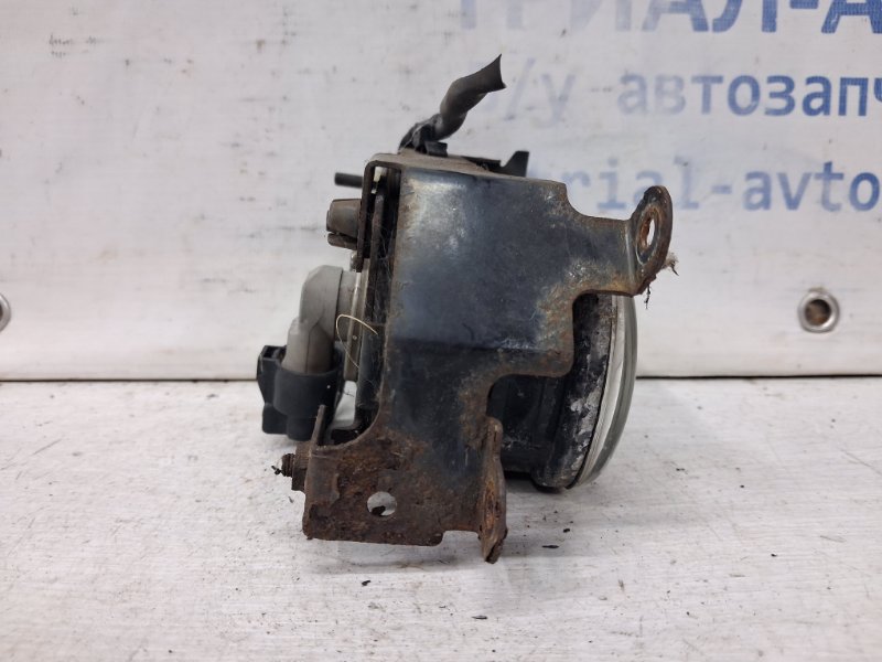 Фара противотуманная правая Outlander 2003-2006 cu 2.4 бензин 4G69