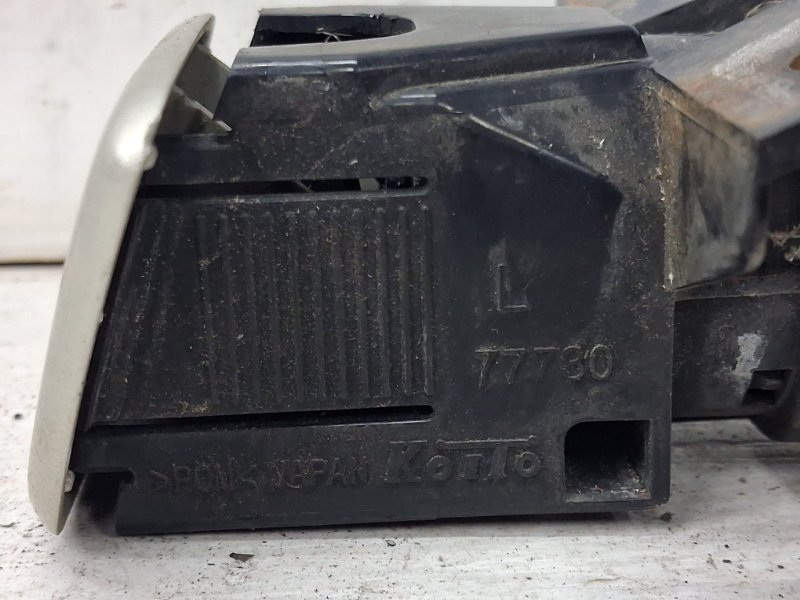 Омыватель фары левый Prado 2002-2009 J120 4.0 1GR-FE