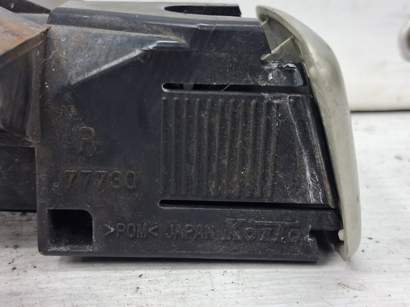 Омыватель фары правый Prado 2002-2009 J120 4.0 1GR-FE