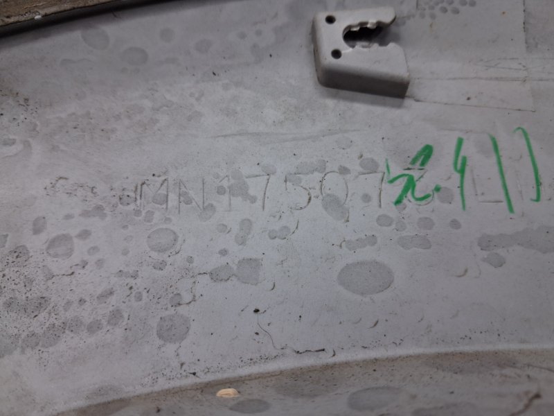 Накладка двери задняя левая Outlander 2003-2006 cu 2.4 бензин 4G69 Накладка двери задняя левая Outlander 2003-2006 cu 2.4 бензин 4G69