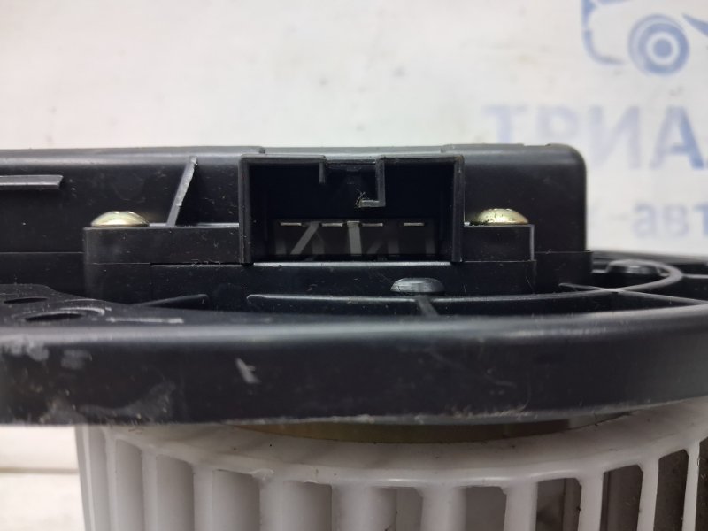 Моторчик печки Outlander 2003-2006 cu 2.4 бензин 4G69