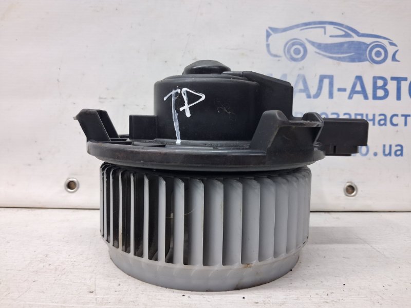Моторчик печки Toyota Prado 2002-2009 J120 4.0 1GR-FE 8710335060 Б/У