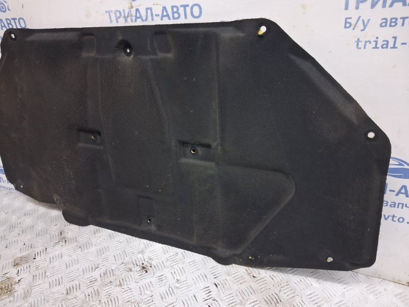 Обшивка капота Mitsubishi Outlander cu 2.4 бензин 4G69