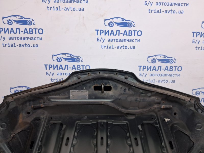 Капот Outlander 2003-2006 cu 2.4 бензин 4G69