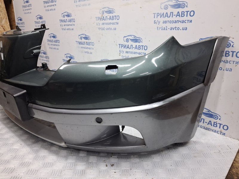 Бампер передний Mitsubishi Outlander cu 2.4 бензин 4G69