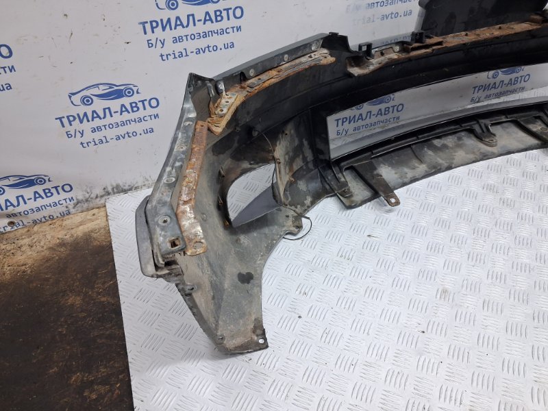 Бампер передний Outlander 2003-2006 cu 2.4 бензин 4G69