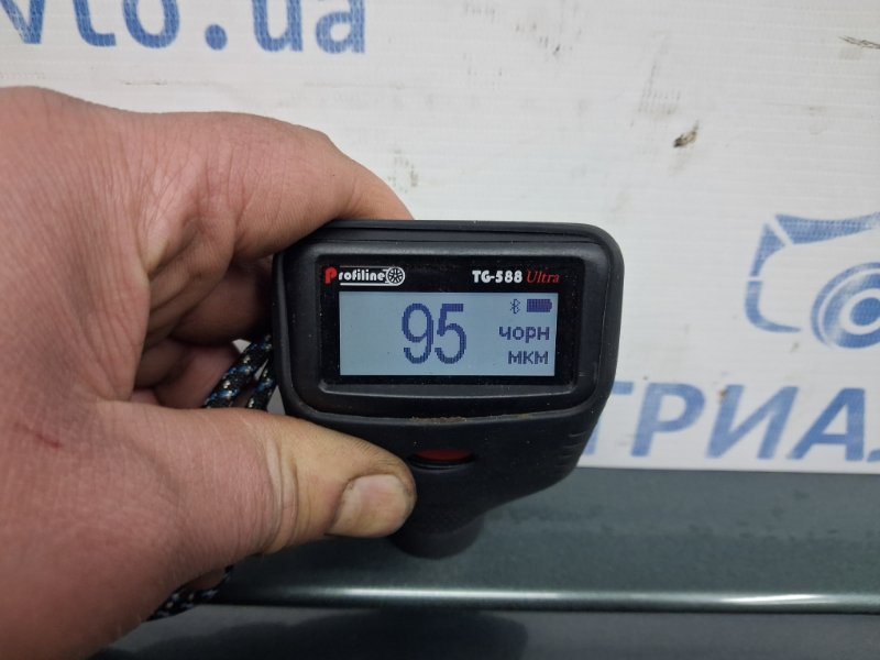 Крышка багажника Рестайлинг Outlander 2003-2006 cu 2.4 бензин 4G69