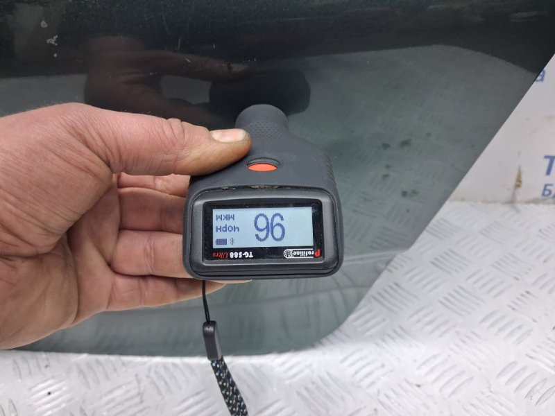 Крышка багажника Рестайлинг Outlander 2003-2006 cu 2.4 бензин 4G69