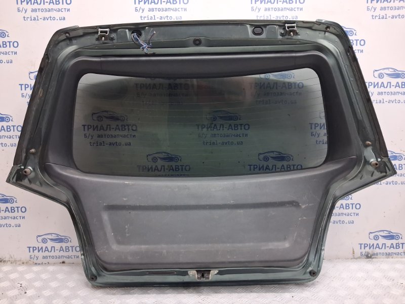 Крышка багажника Рестайлинг Outlander 2003-2006 cu 2.4 бензин 4G69