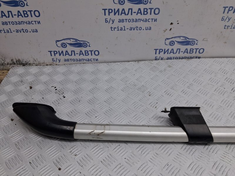 Рейлинг на крышу правый Outlander 2003-2006 CU 2.4 бензин 4G69