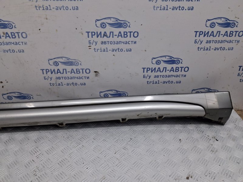 Накладка порога внешняя левая Mitsubishi Outlander cu 2.4 бензин 4G69