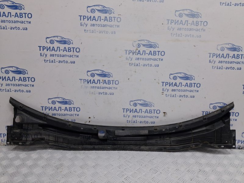 Дефлектор дворников Outlander 2003-2006 cu 2.4 бензин 4G69