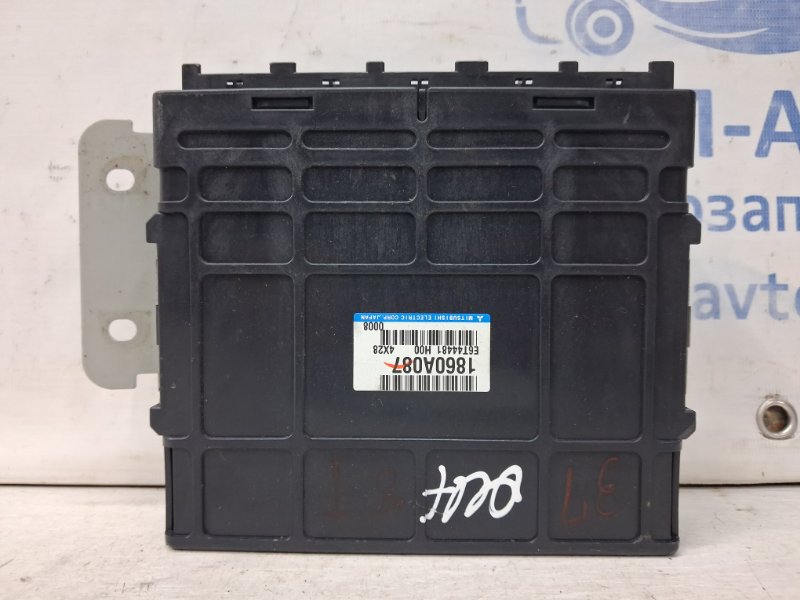 Блок управления двигателем Mitsubishi Outlander 2003-2006 cu 2.4 бензин 4G69 1860A087 Б/У