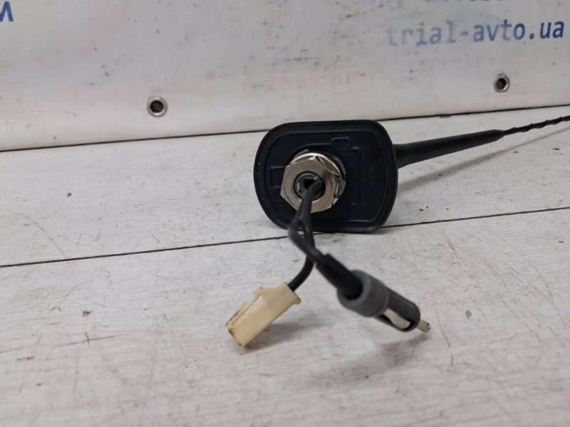 Антенна Outlander 2003-2006 cu 2.4 бензин 4G69