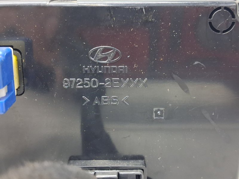 Блок управления кондиционером Tucson 2004-2009 JM 2.0 diesel D4EA Блок управления кондиционером Tucson 2004-2009 JM 2.0 diesel D4EA