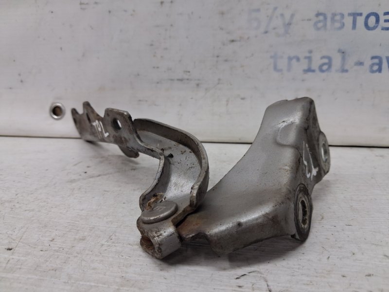 Петля капота левая Toyota Prado J120 4.0 1GR-FE