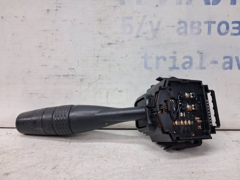 Переключатель подрулевой правый(дворники) Mitsubishi Outlander CU 2.4 бензин 4G69 Переключатель подрулевой правый(дворники) Mitsubishi Outlander CU 2.4 бензин 4G69