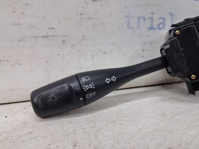 Переключатель подрулевой левый(поворотники) Outlander 2003-2006 cu 2.4 бензин 4G69