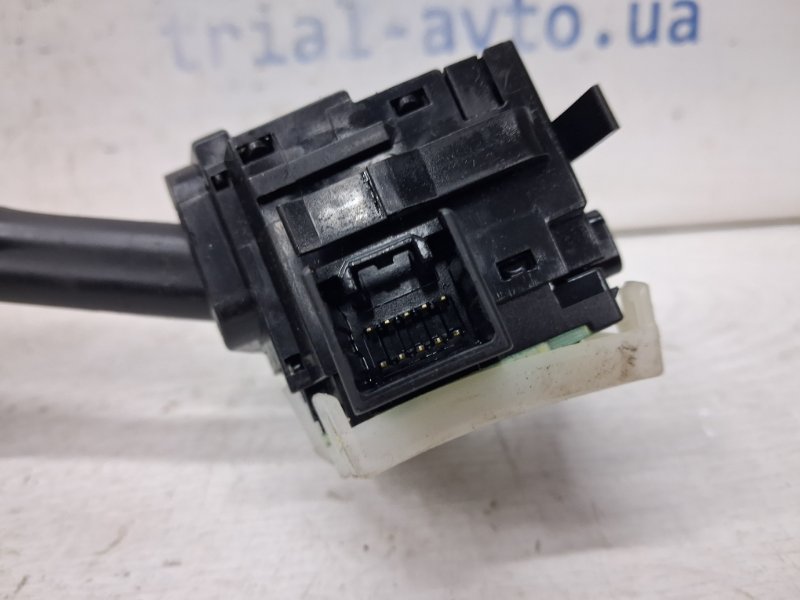 Переключатель подрулевой левый(поворотники) Outlander 2003-2006 cu 2.4 бензин 4G69