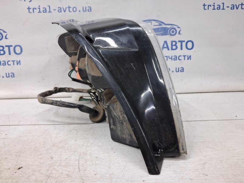 Фонарь задний внешний правый Outlander 2003-2006 cu 2.4 бензин 4G69