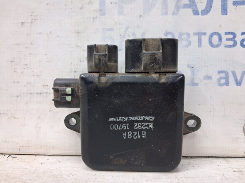 Блок управления вентиляторами Mitsubishi Outlander 2003-2006 cu 2.4 бензин 4G69 1355A124 Б/У