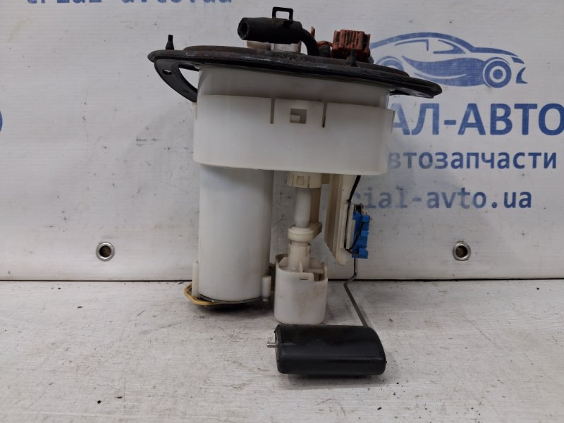 Запчасть модуль топливного насоса Hyundai Tucson 2004-2009 JM 2.0 diesel D4EA 311102E960 Б/У Модуль топливного насоса Hyundai Tucson 2004-2009 JM 2.0 diesel D4EA 311102E960 Б/У