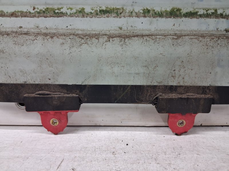 Стекло двери заднее правое Outlander 2003-2006 cu 2.4 бензин 4G69 Стекло двери заднее правое Outlander 2003-2006 cu 2.4 бензин 4G69