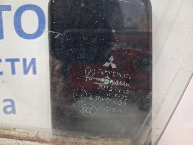 Стекло двери переднее левое Mitsubishi Outlander cu 2.4 бензин 4G69 Стекло двери переднее левое Mitsubishi Outlander cu 2.4 бензин 4G69