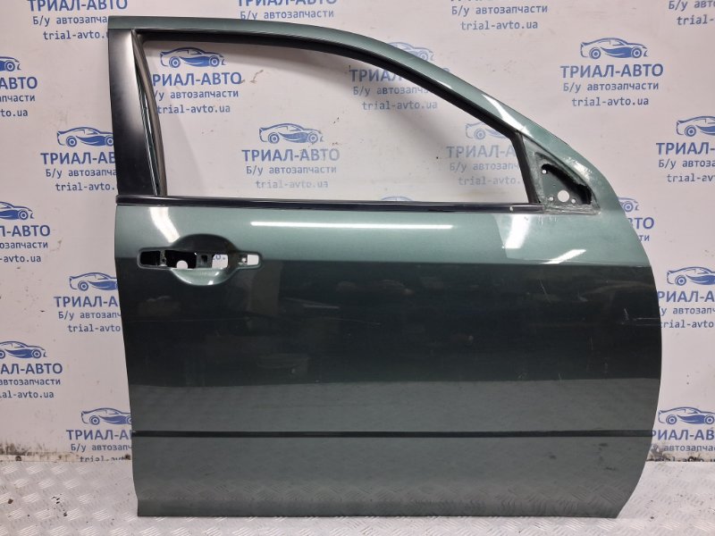 Дверь передняя правая Mitsubishi Outlander 2003-2006 cu 2.4 бензин 4G69 5700A122 Б/У