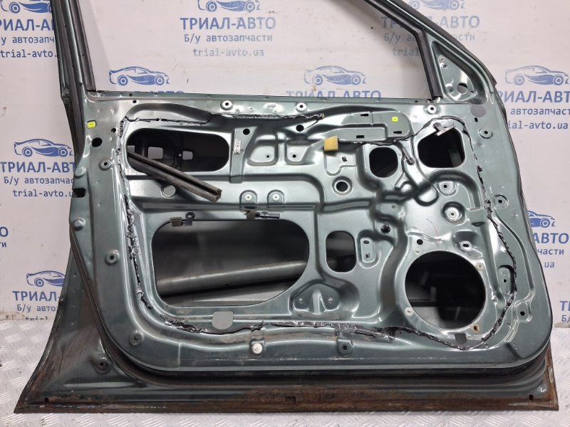 Дверь передняя левая Outlander 2003-2006 CU 2.4 бензин 4G69