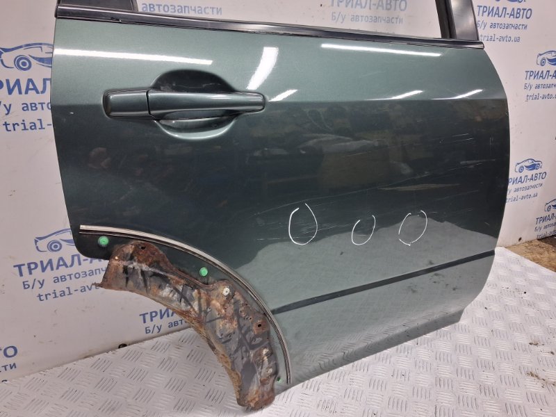 Дверь задняя правая Mitsubishi Outlander CU 2.4 бензин 4G69 Дверь задняя правая Mitsubishi Outlander CU 2.4 бензин 4G69