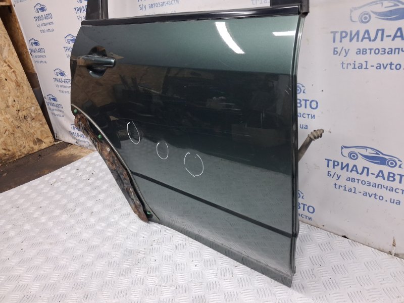 Дверь задняя правая Outlander 2003-2006 CU 2.4 бензин 4G69 Дверь задняя правая Outlander 2003-2006 CU 2.4 бензин 4G69