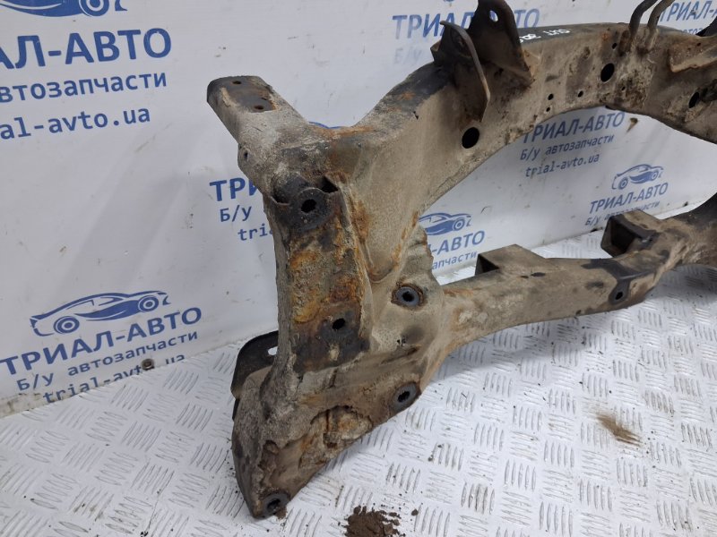 Балка задней подвески Outlander 2003-2006 cu 2.4 бензин 4G69 Балка задней подвески Outlander 2003-2006 cu 2.4 бензин 4G69