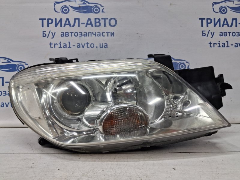 Запчасть фара правая галоген Mitsubishi Outlander 2003-2006 cu 2.4 бензин 4G69 8301A170 Б/У Фара правая галоген Mitsubishi Outlander 2003-2006 cu 2.4 бензин 4G69 8301A170 Б/У